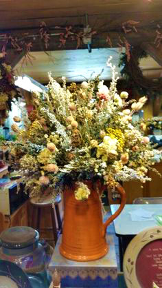 Use real flower centerpieces handmade from our dried florals for your next special occasion!